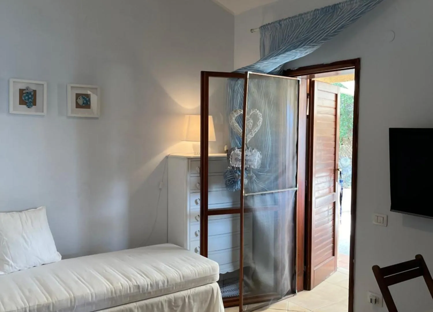 Feriehus Piccolo Appartamento Con Incantevole Vista Mare Marongiu Italien