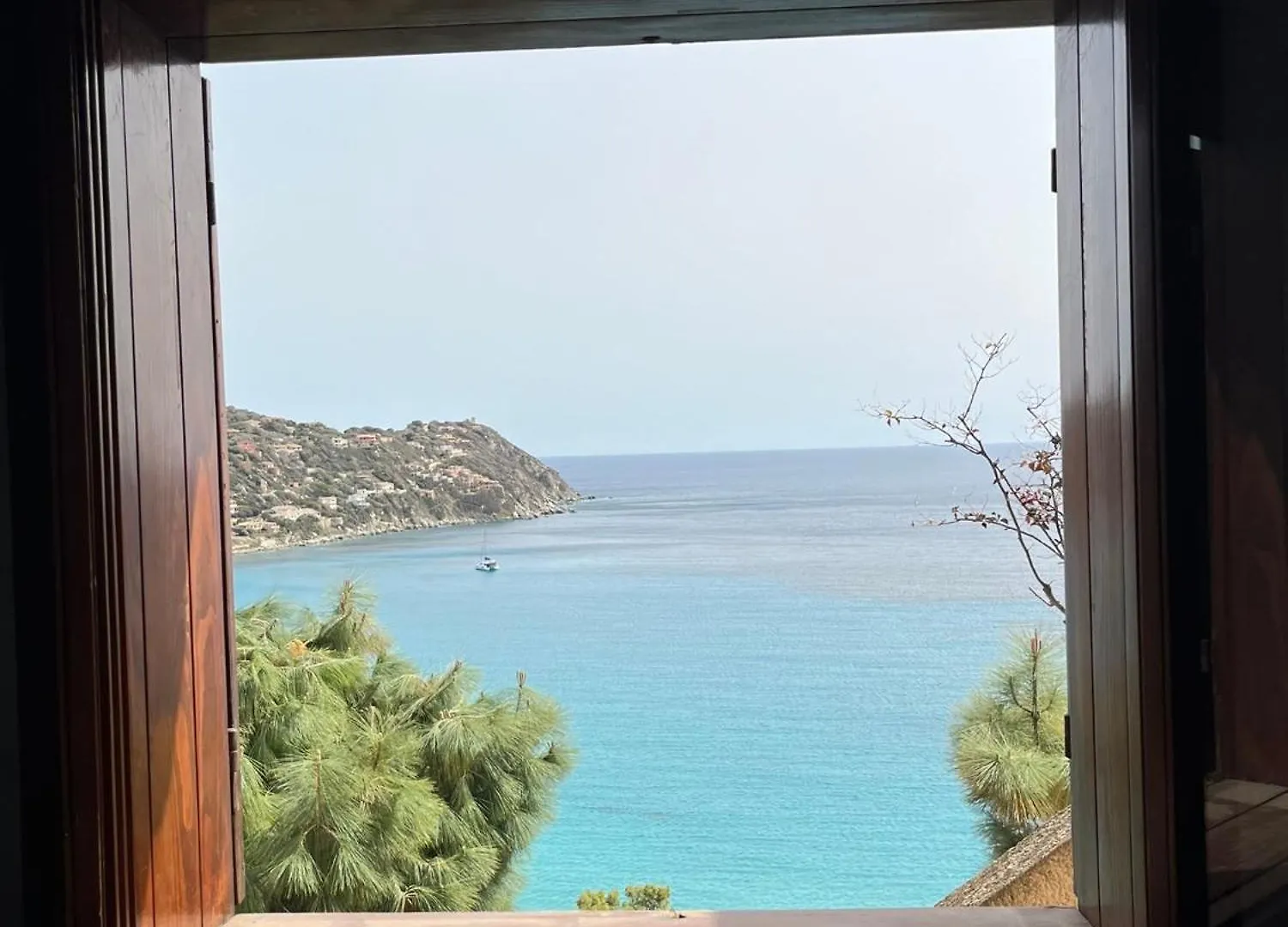 Piccolo Appartamento Con Incantevole Vista Mare Marongiu 0*,