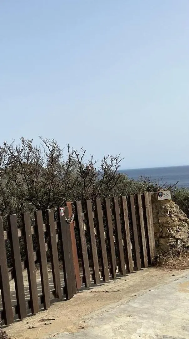 Piccolo Appartamento Con Incantevole Vista Mare Marongiu Feriehus
